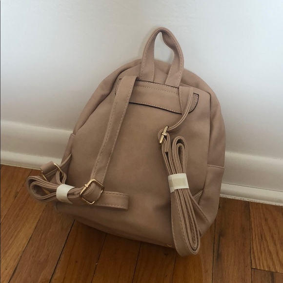 Mini Backpack - Picture 4 of 5